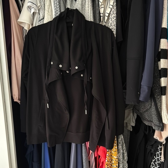 Women's Black Sweater - Picture 3 of 3